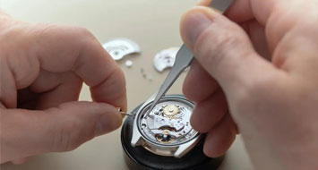 郑州卡地亚手表维修费用